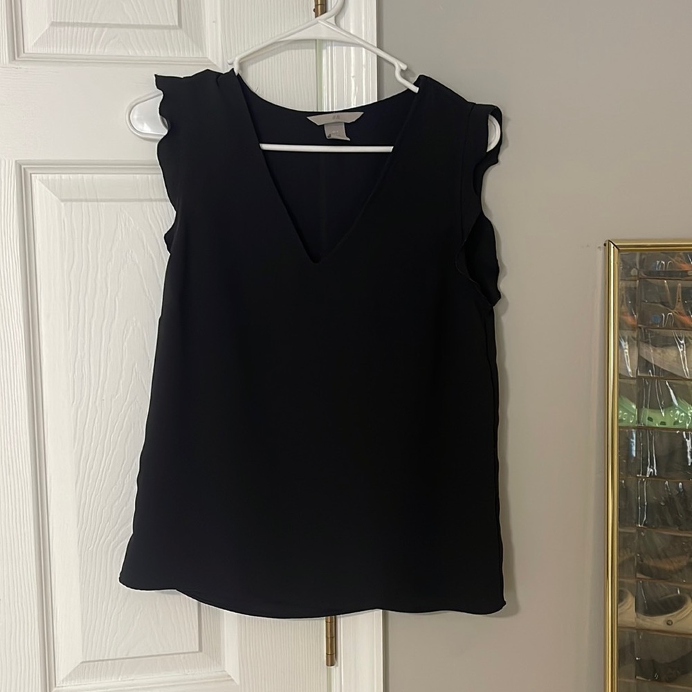 H&m Black Sleeveless Ruffle Blouse Top
